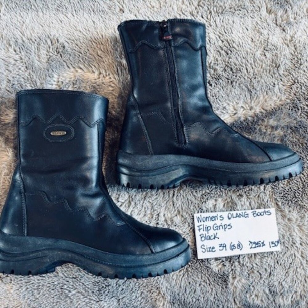 Women's Black Winter Boots